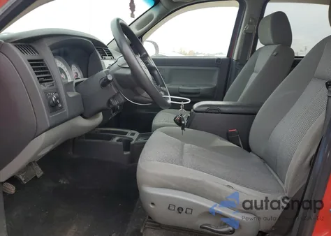 2008 Dodge Dakota Quad Slt z USA, uszkodzony, nr VIN 1D7HW48N28S567941